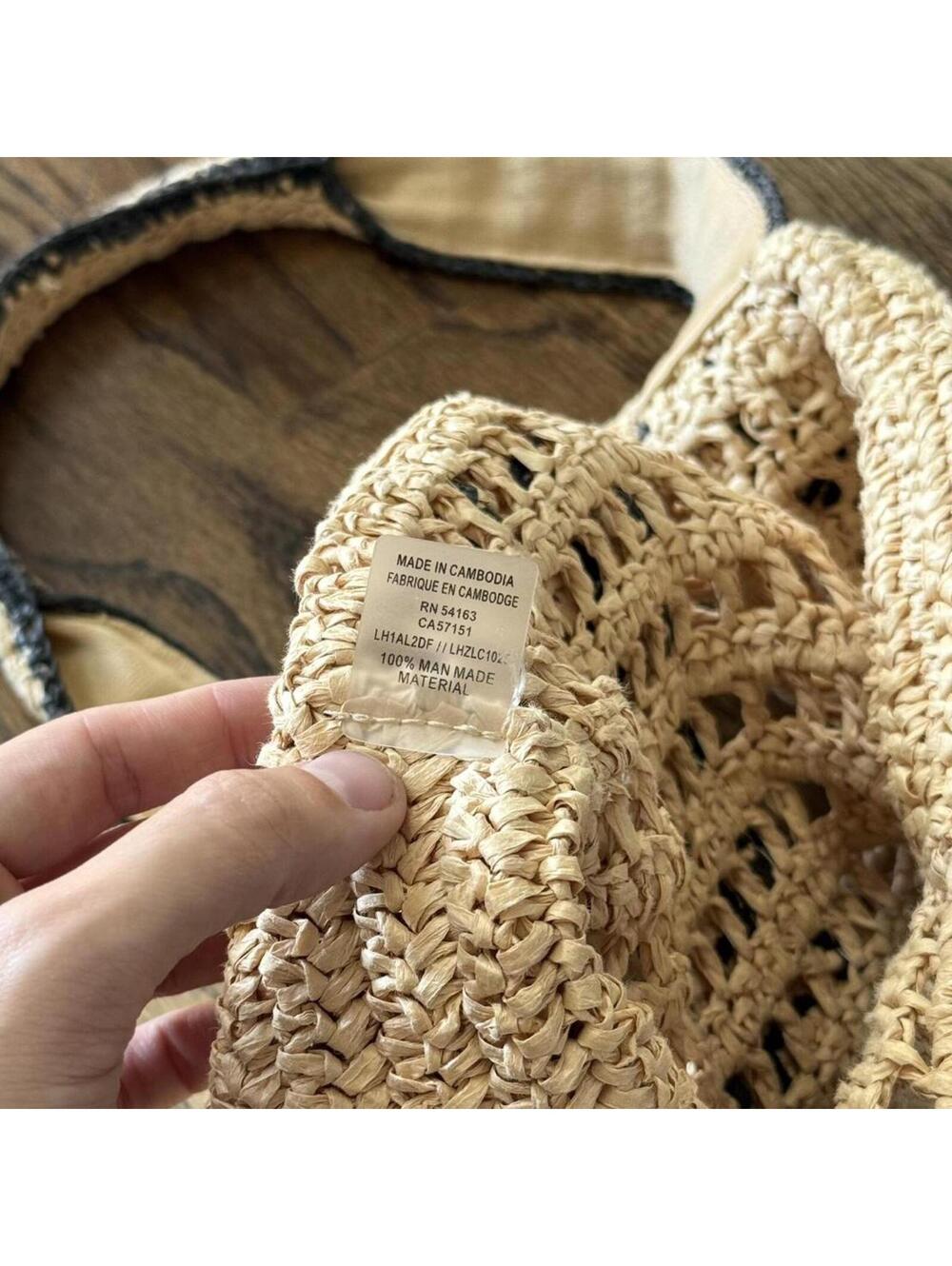 🖤🌾 Karl Lagerfeld Paris Raffia Tote - Picture 6 of 7
